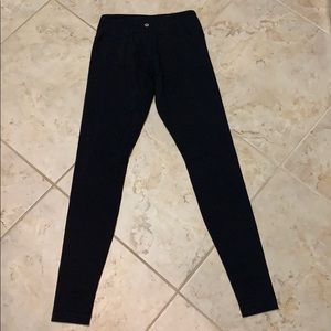 Lulu lemon black leggings with front pocket